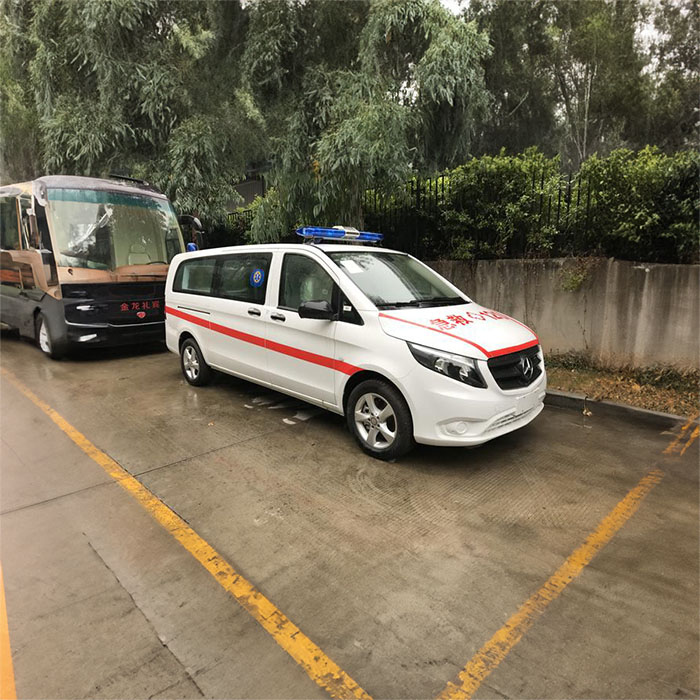 阿克苏乌鲁木齐救护车租车