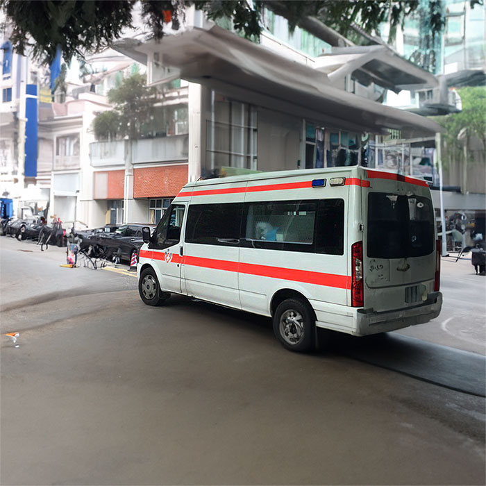 新疆維吾爾自治區(qū)人民醫(yī)院120私人救護(hù)車租賃到寧波市醫(yī)院出租救護(hù)車聯(lián)系電話