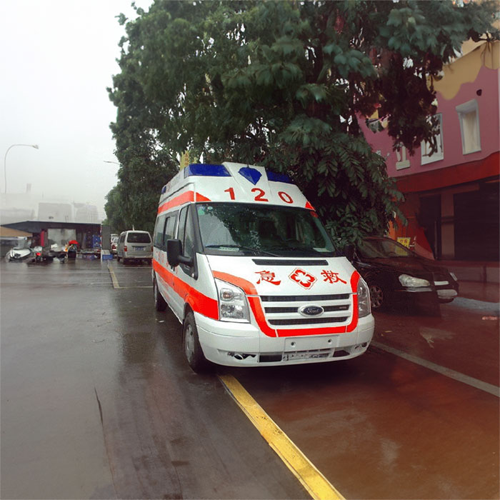 救护车租赁:乌鲁木齐救护病人转运车/榜单一览推荐公司