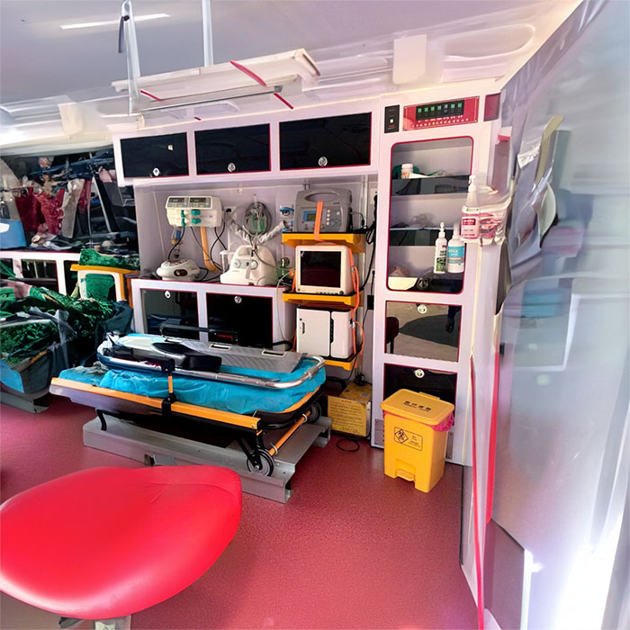 烏魯木齊租賃私人救護車聯(lián)系電話